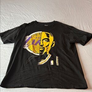 Majestic men’s Kobe Black Graphic Men's T-Shirt